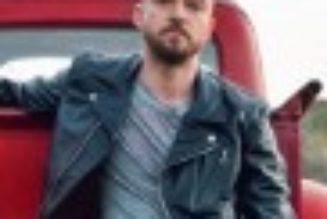 Justin Timberlake Issues a Much-Needed Apology for His Khakis in That Viral Dance Video