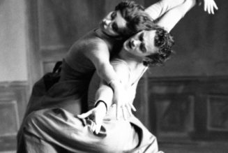 Kate Bush’s “Running Up That Hill” Hits No. 1 on UK Singles Chart