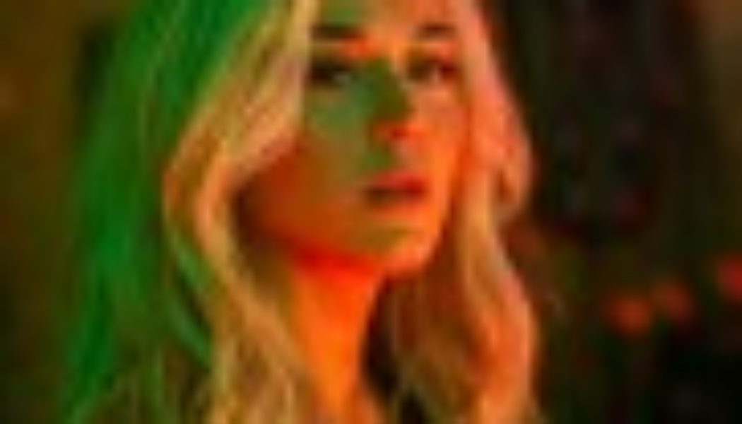 Katy Perry Kicks Off New Artist Workout Series for VR Fitness App Supernatural: Exclusive