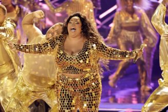 Lizzo Performs “About Damn Time” at 2022 BET Awards