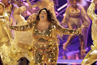 Lizzo Performs “About Damn Time” at 2022 BET Awards: Watch