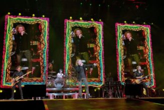 Mana Shines in L.A. Residency With Nostalgic Run-Through of Their Timeless Rock-en-Espanol Anthems