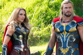 New ‘Thor: Love and Thunder’ Teaser Clip Pinpoints When Jane Foster Claims Mjolnir From Thor