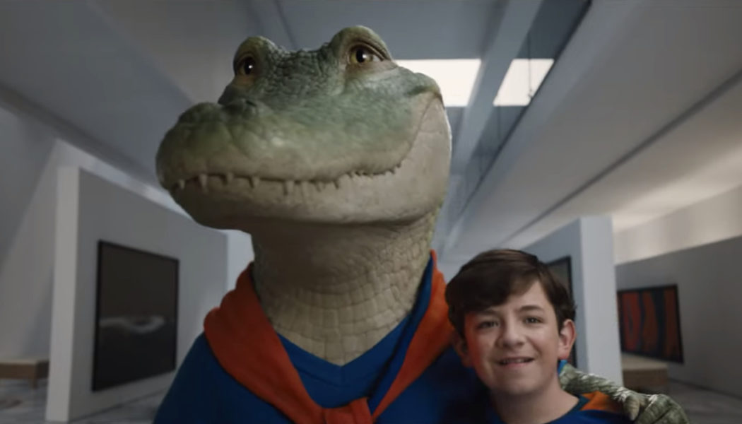 Shawn Mendes Takes Over 88th Street in Trailer for Lyle, Lyle, Crocodile: Watch