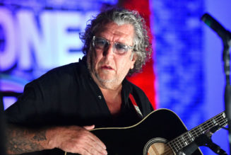 Steve Jones Doesn’t Like the Sex Pistols’ Music Anymore: “I’d Rather Listen to Steely Dan”