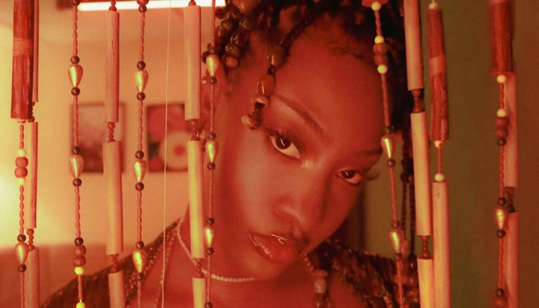Tems’ ‘Free Mind’ Hits No. 1 on U.S. Afrobeats Songs Chart