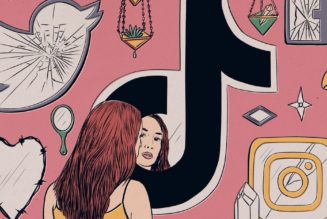 These cheeky handmade mirrors are perfect for TikTok