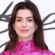 Anne Hathaway’s Micro Miniskirt and 6-Inch Platforms Just Won Couture Week