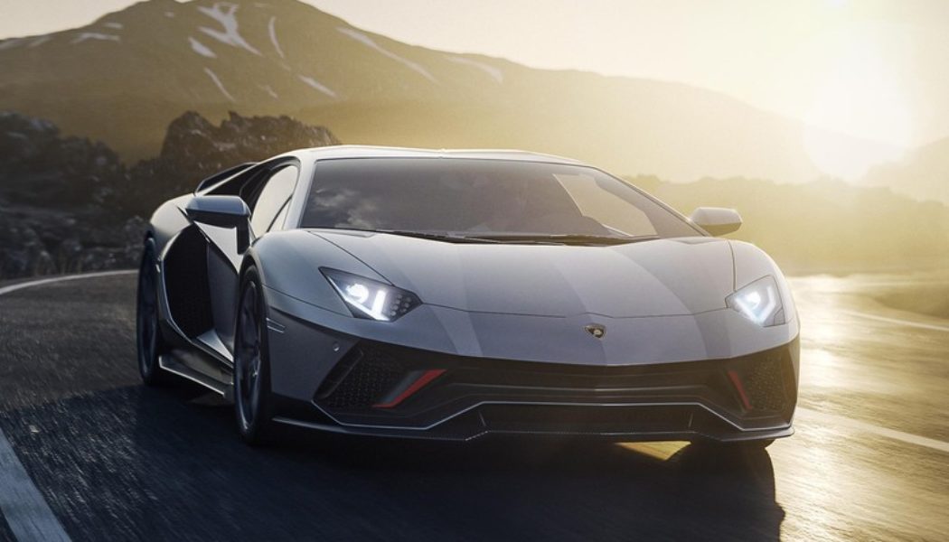 Apple Reportedly Hires Lamborghini Executive To Develop Electric Car