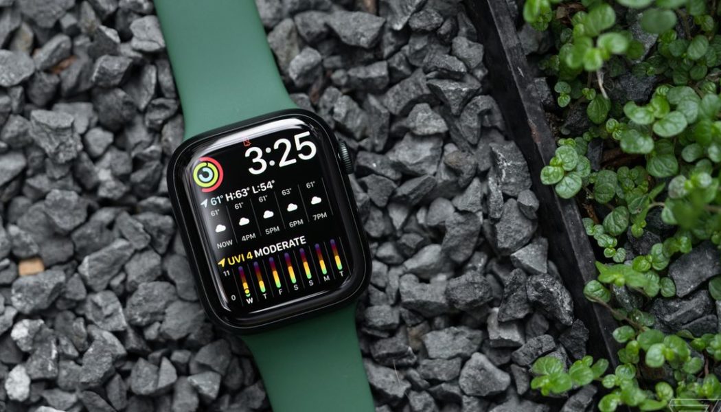 Apple Watch Series 8 will reportedly be able to detect if you have a fever