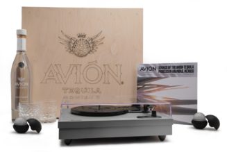 Avión Reserve Cristalino Listening Experience Kit Offers Immersive Audio With Your Spirits