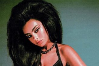 Charli XCX Shares New Song “Hot Girl”