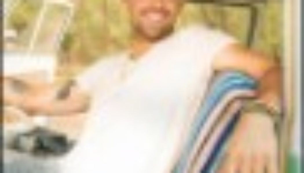 Jake Owen Opens Up About Being Sober: ‘I’m Just Trying to Be the Best Version of Myself’