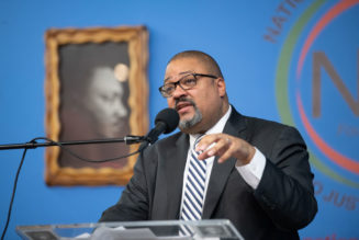 Manhattan DA Drops Murder Charges Against Harlem Bodega Worker Who Stabbed A Man To Death