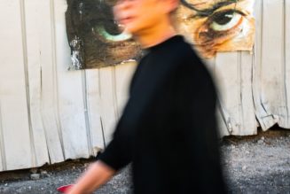 Miya Folick Announces Tour and 2007 EP, Shares New Song “Nothing to See”