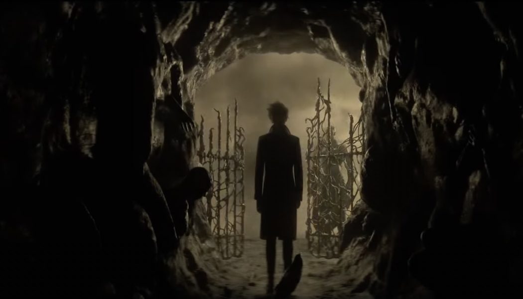 Morpheus Hunts His Nightmares in New Trailer for The Sandman: Watch