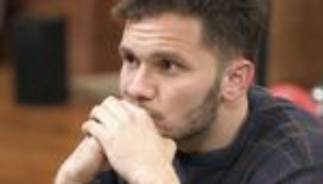 Parker Just Threatened To Kick Everybody Out Of The Buckhead Shore House