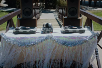This Is the Vintage DJ Equipment You Saw In the Finale of “Stranger Things 4”