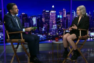 Watch Phoebe Bridgers Discuss Abortion Rights on Ari Melber