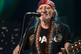 Willie Nelson Adds More Dates to Outlaw Music Festival Tour 2022