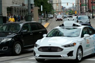 Argo AI assembles panel of outside experts to oversee safety of its autonomous vehicles