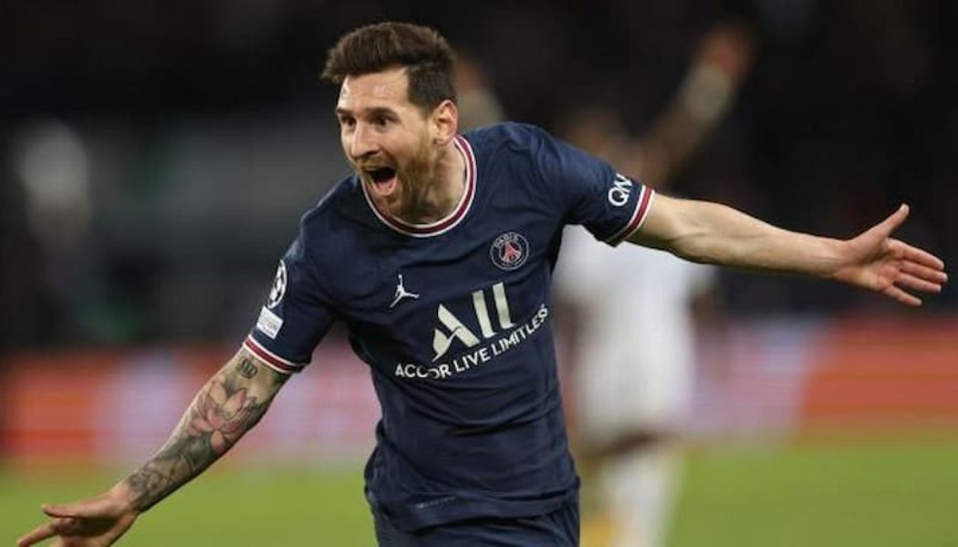 Clermont fans serenade PSG star Lionel Messi during 5-0 rout