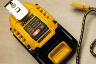 DeWalt gave my power tool battery the power of USB-C