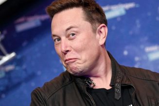 Elon Musk Reveals He Was Only Joking About His Acquisition of Manchester United