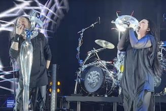 Evanescence’s Amy Lee Joins Korn for “Freak on a Leash” at Joint Tour Kickoff: Video + Setlists