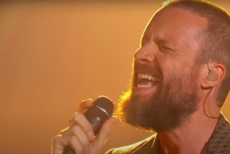 Father John Misty Performs “Buddy’s Rendezvous” on Kimmel: Watch