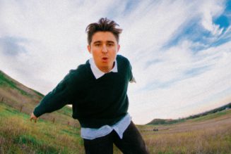 Here Are the Lyrics to Nicky Youre & Dazy’s ‘Sunroof’