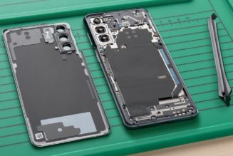 iFixit and Samsung are now selling repair parts for some Galaxy devices