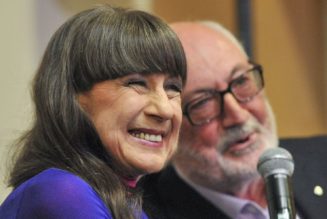 Judith Durham, Lead Singer of The Seekers and Australia’s Folk Music Icon, Dies at 79