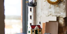 Lego’s new motorized lighthouse has a working fresnel lens