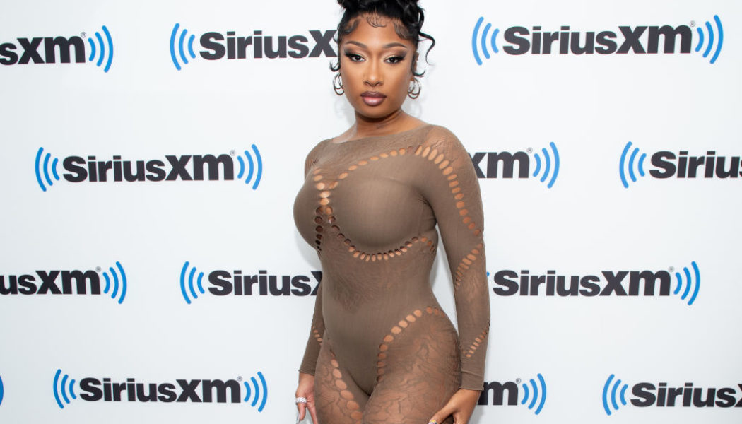 Megan Thee Stallion Celebrates ‘Traumazine’ With ‘GMA’ Performance, Hotties React To The Album’s Release