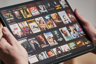 Netflix Reportedly Disabling Offline Downloads for Upcoming Ad-Supported Subscription