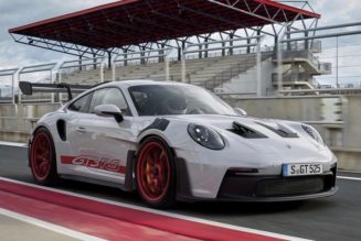 New 2023 Porsche 911 GT3 RS Is Made for the Track