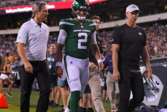 New York Jets QB Zach Wilson Injures Knee in Preseason Game Against Philadelphia Eagles