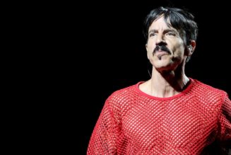 VMAs 2022: Red Hot Chili Peppers to Perform and Receive Global Icon Award