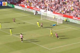 WATCH: David de Gea blunder gifts Brentford goal vs Man United