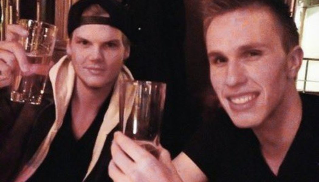 Watch Nicky Romero Pay Tribute to Avicii In Heartfelt Tomorrowland 2022 Performance