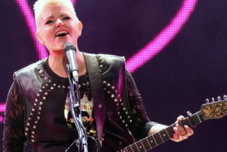 Watch The Chicks Cover Olivia Newton-John’s ‘Hopelessly Devoted to You’