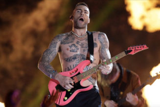 Adam Levine Says “No Hot Chicks” Listen to Metal