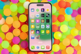 Apple releases fixes for iPhone 14 Pro camera shaking and constant copy / paste prompts