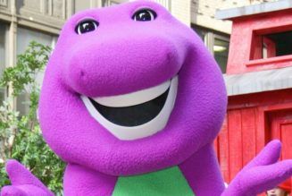 Barney’s Voice Actors Reveal Death Threats and Rumors in ‘I Love You, You Hate Me’ Docuseries Trailer