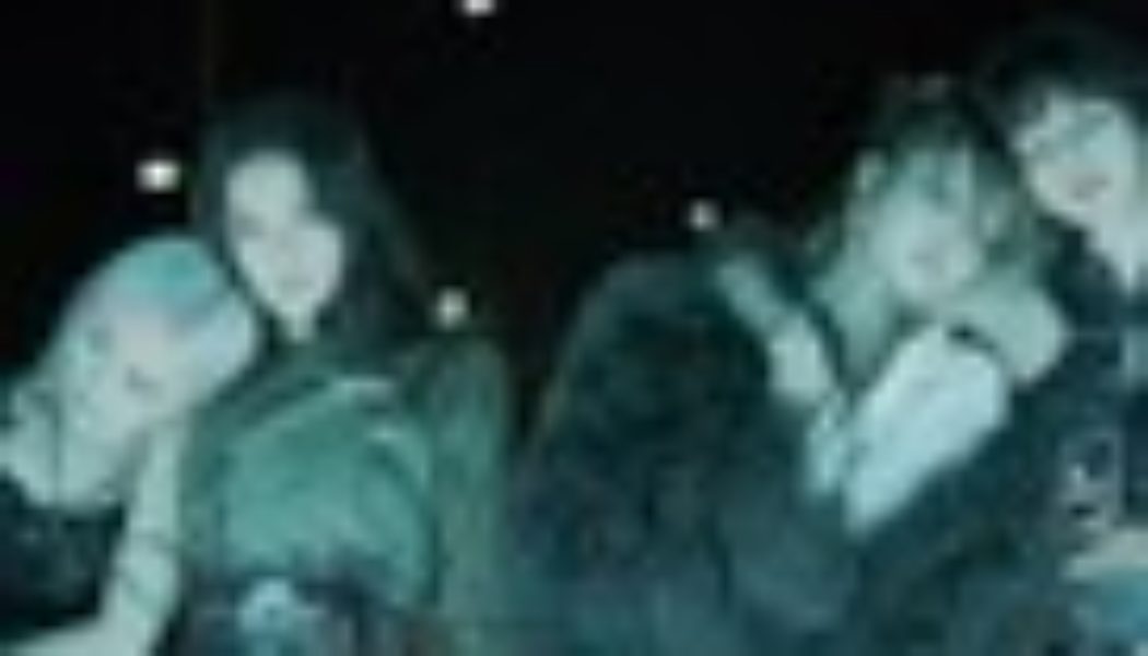 BLACKPINK’s Jisoo & Rosé Hit Paris Fashion Week in Style