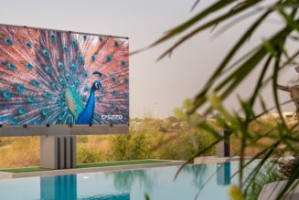 C SEED Unveils World’s First Foldable Outdoor MicroLED TV