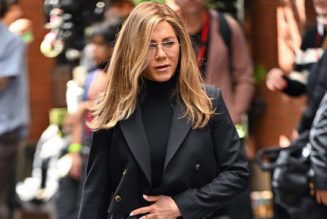 Jennifer Aniston Just Single-Handedly Made This Dated Denim Trend Cool Again