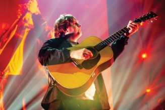 Lewis Capaldi Blasts to No. 1 In U.K. With ‘Forget Me’