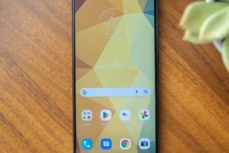 Motorola Edge (2022) review: a passing grade